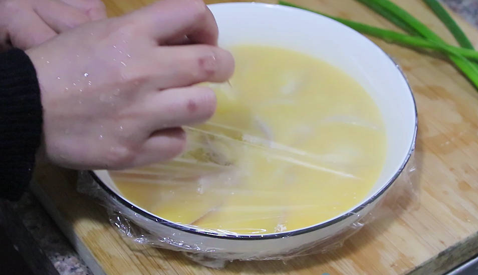 蒸雞蛋羹，冷水上鍋還是開水上鍋？ 教你正確做法，鮮嫩可口如布丁