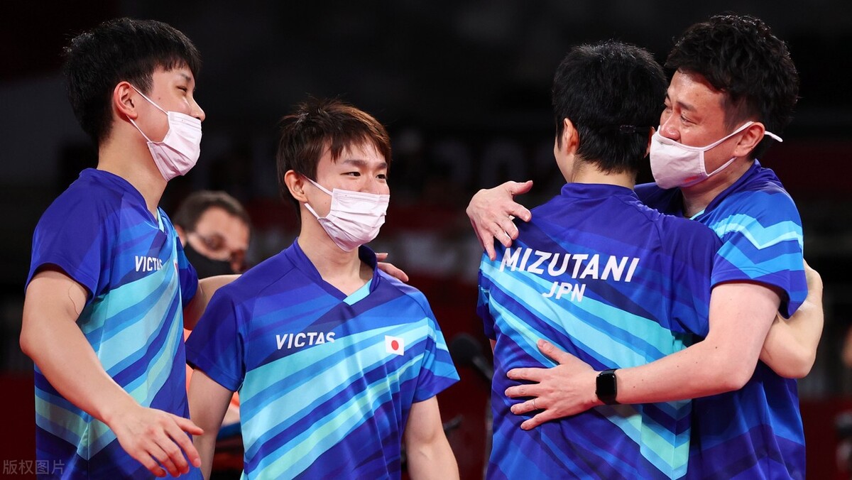 Why did the head coach of the Japanese men's table tennis team take the