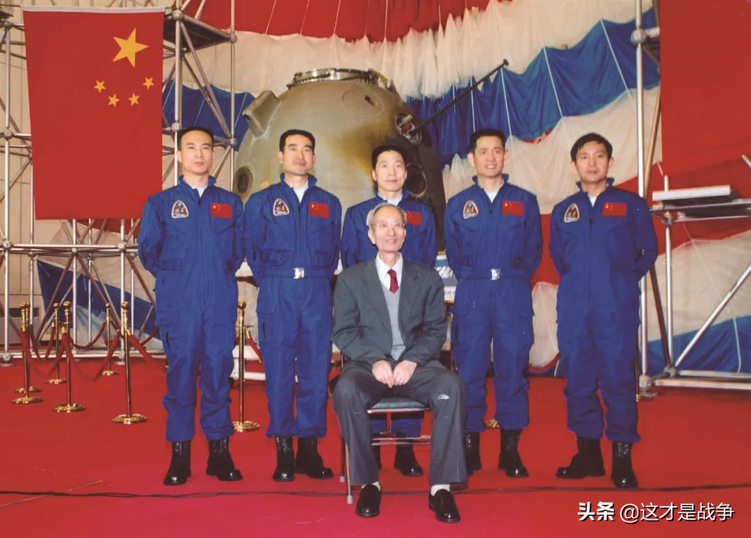 美军最顶尖的飞机，全世界只击落7架，5架毁在这个中国老人手中