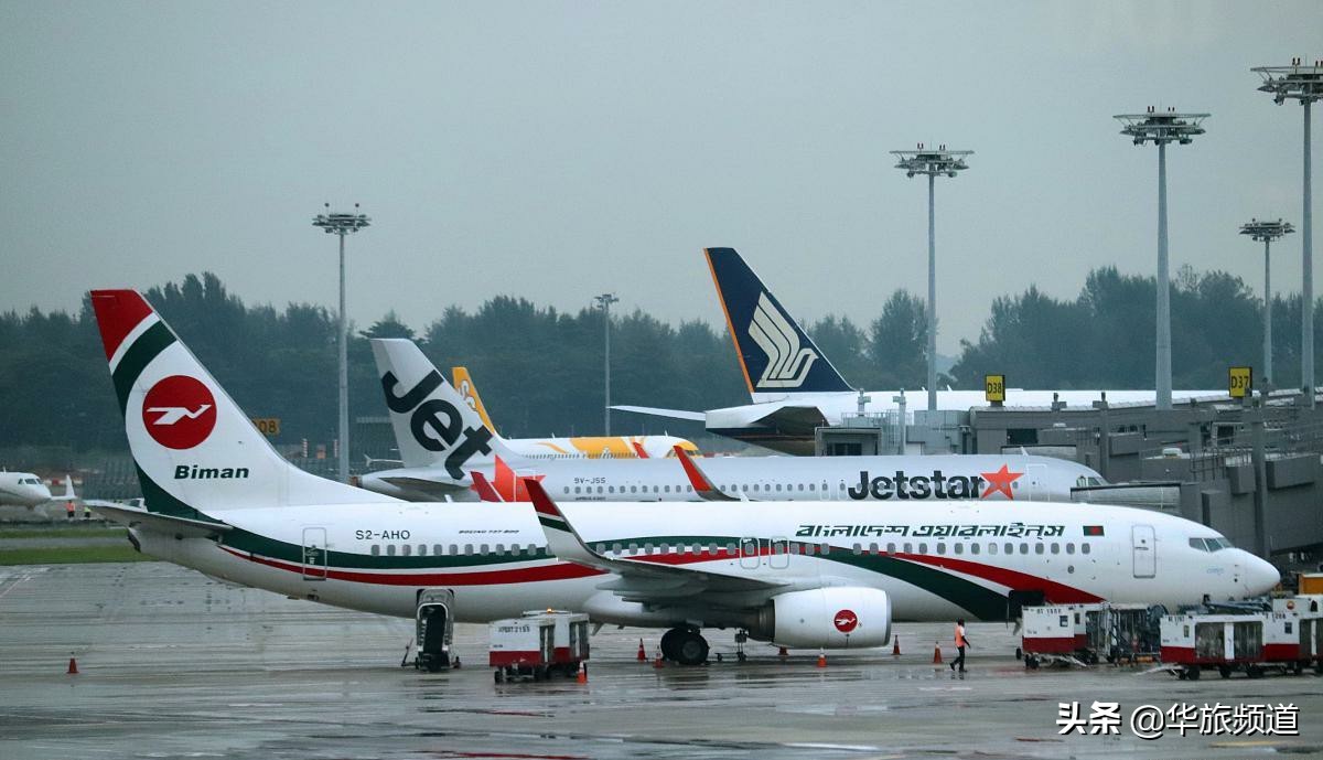 For the first time by air, there is bit of insecurity when taking off, empty elder sister people very tender? 