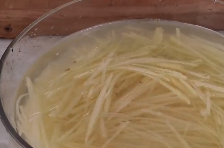 图片[2]-酸辣土豆丝的做法 酸辣土豆丝怎么做好吃-起舞食谱网