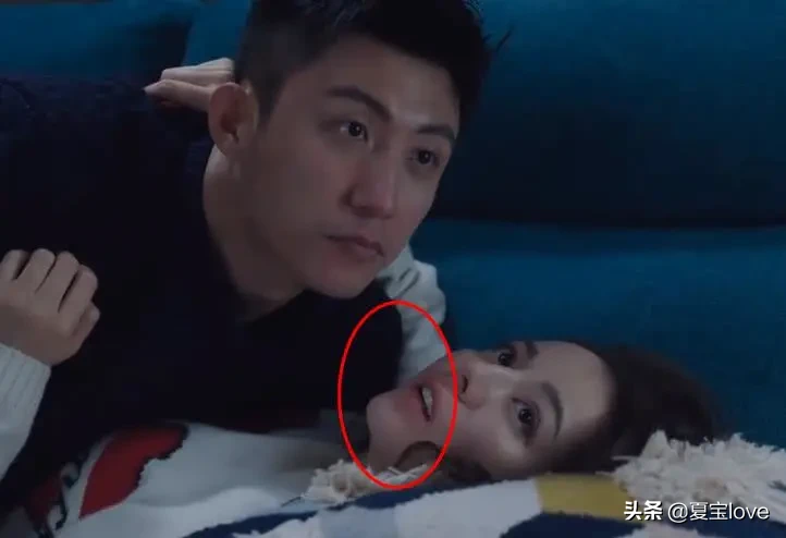热巴黄景瑜吻戏有多真实？女方口红直接消失了，导演喊停才补妆