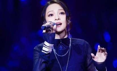 7位被家人“吸血”的明星，别人的父母是天使，他们的是吸血鬼