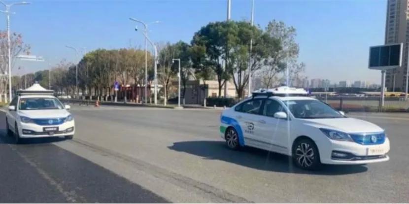 下代AMG C 63将搭载四缸机，米其林推出电动车运动胎