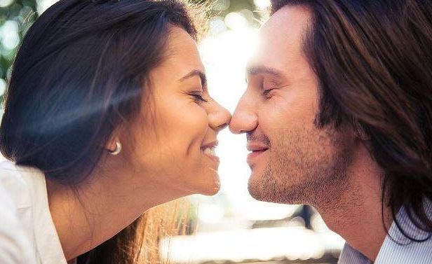 聪明的女人都是这样经营婚姻的，家庭和睦幸福美满，学着点吧