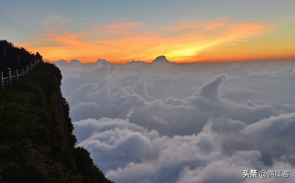 Sunrise impression---The beauty that the sunrise of different place differs to the person (achieve photography graph article formerly)