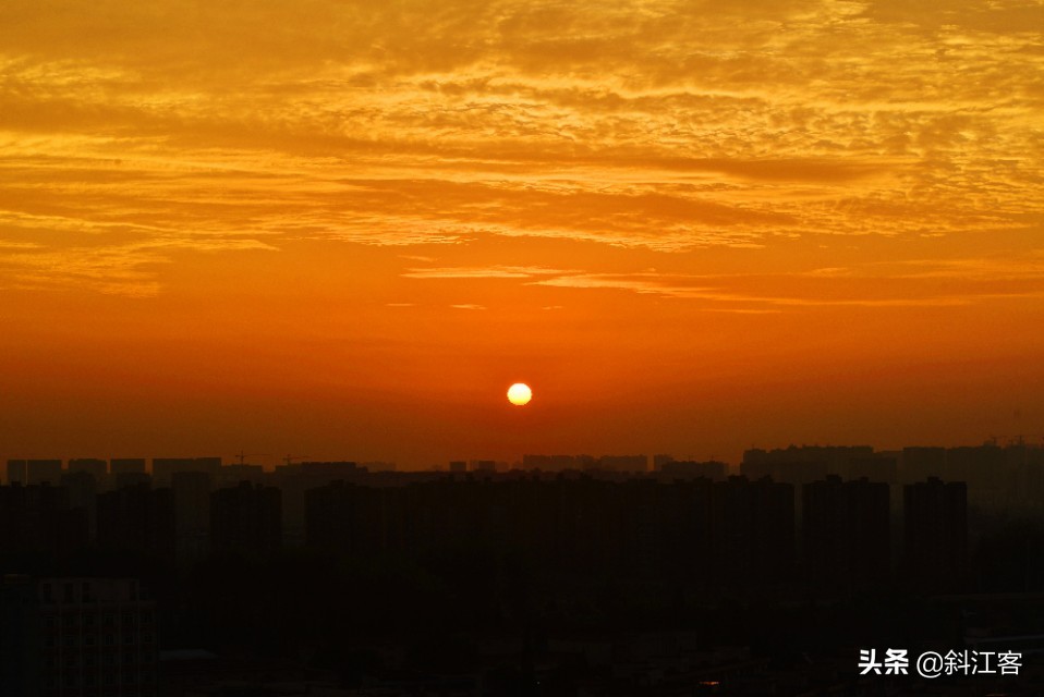 Sunrise impression---The beauty that the sunrise of different place differs to the person (achieve photography graph article formerly)