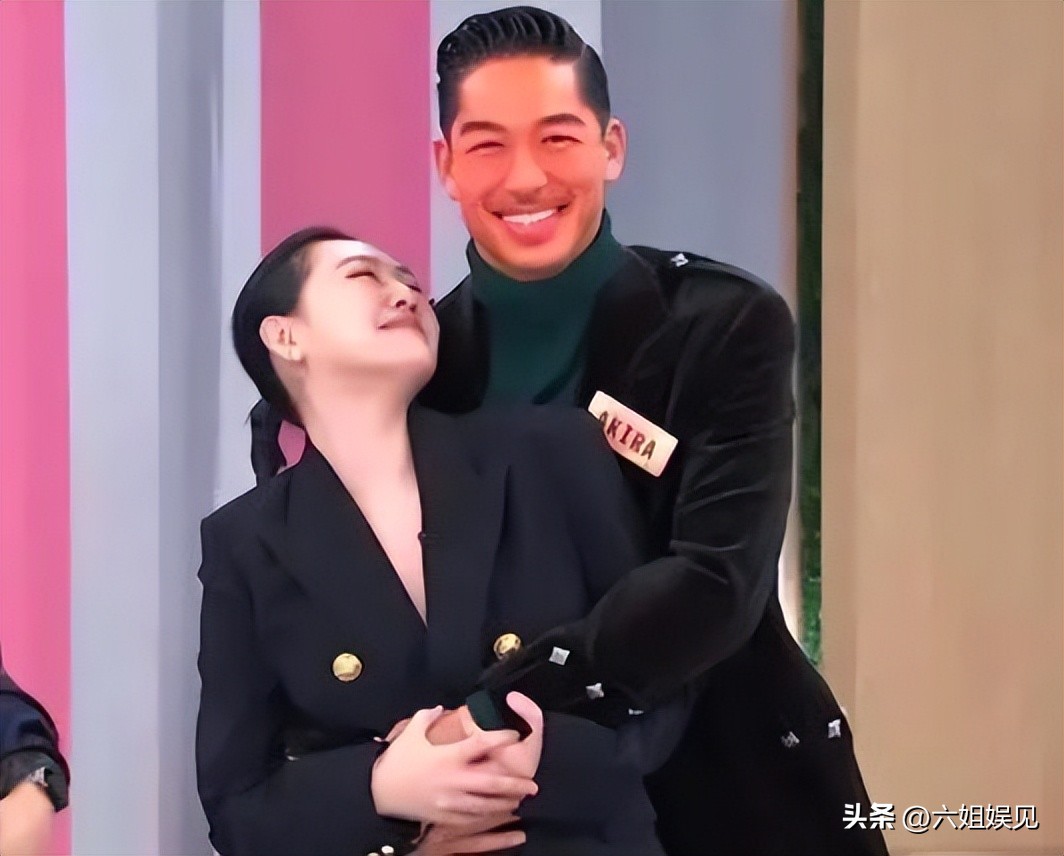 Exposure of the indecent photo of Xiao S Xu Xiyuan, holding the naked