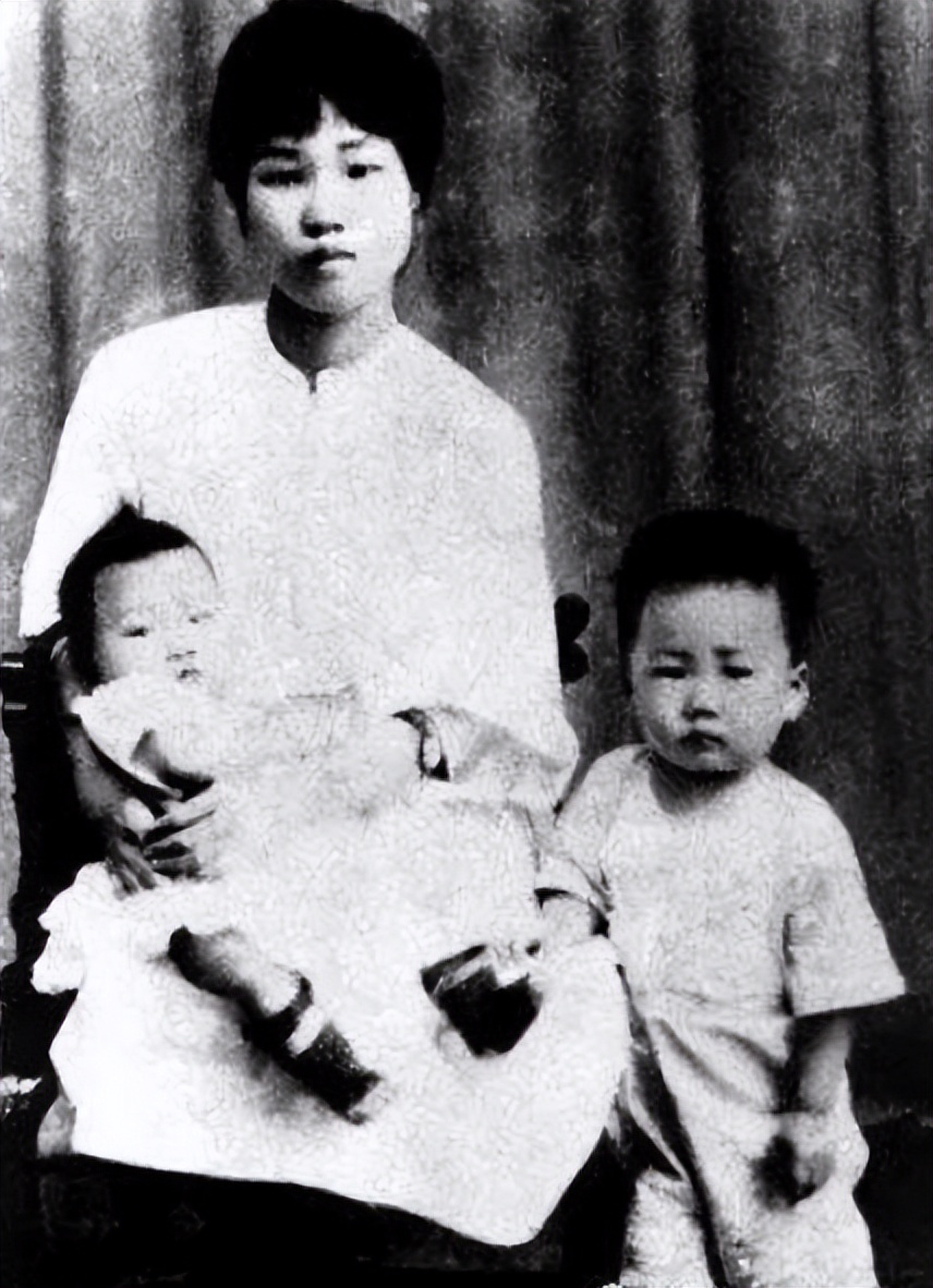 Sister Jiang and Yang Kaihui became relatives after decades of ...