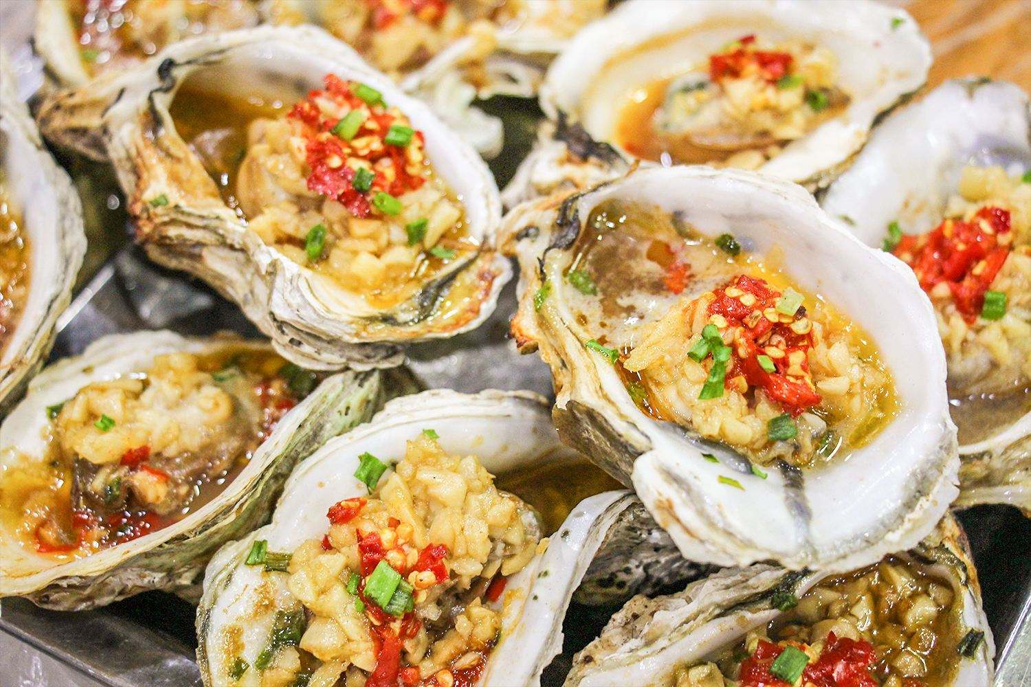 Are oysters really a man's oil refill station?Eating too much can have