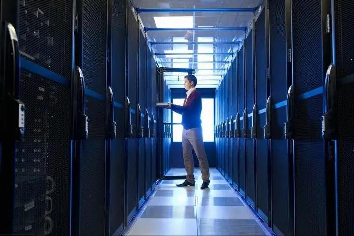 The only main root server in the world is in the United States. If ...