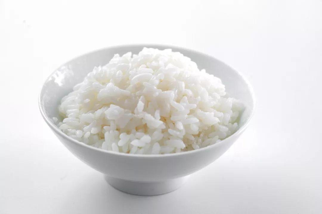 Eating cold rice for a long time can not only lower blood sugar, but ...