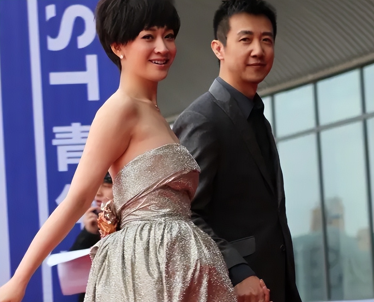 Yan Po: Mei Ting holds him, Li Xiaoran loves him, and lives a happy ...