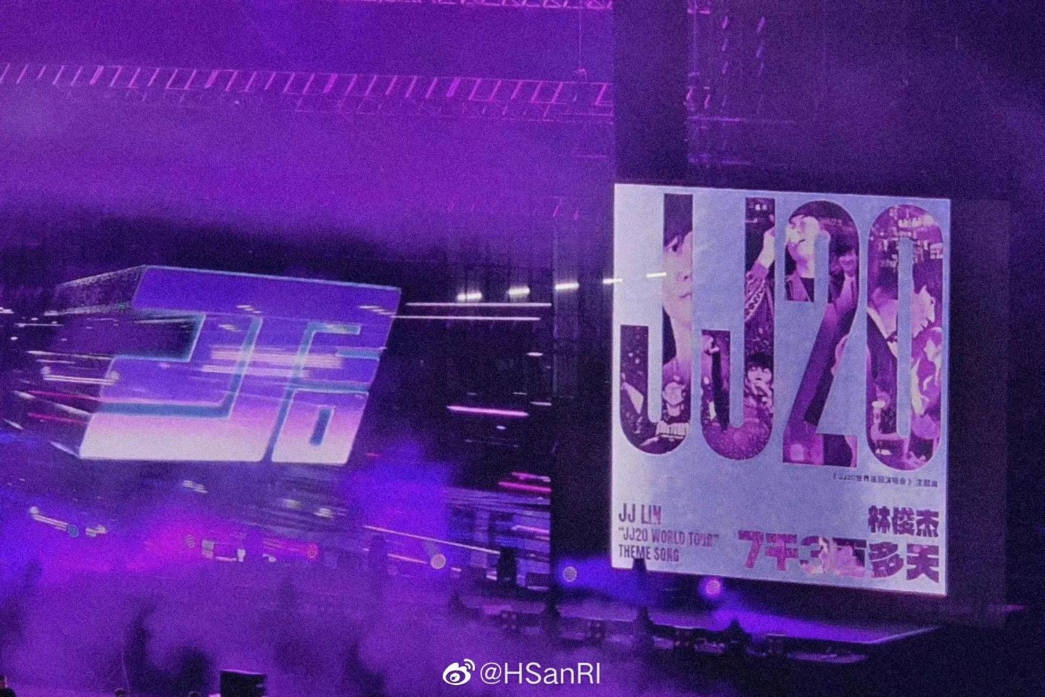 The 41yearold singersongwriter Lin Junjie sang 41 songs in "JJ20 Lin