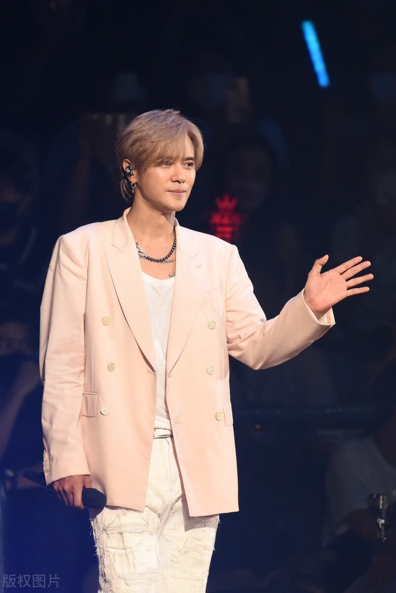 Luo Zhixiang is going to debut again? - iNEWS