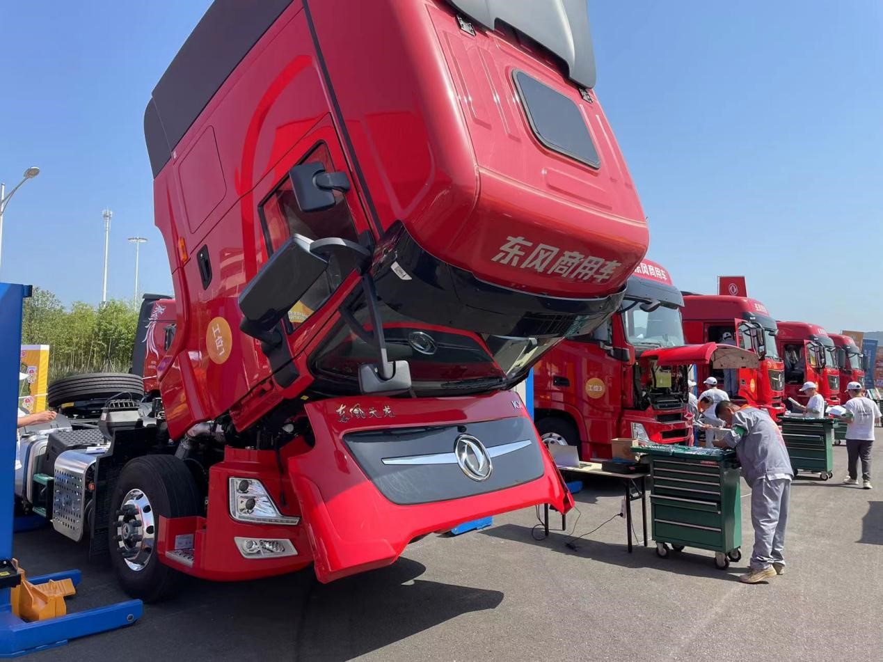 Xie Zhipeng: Good products must keep up with services. Dongfeng ...