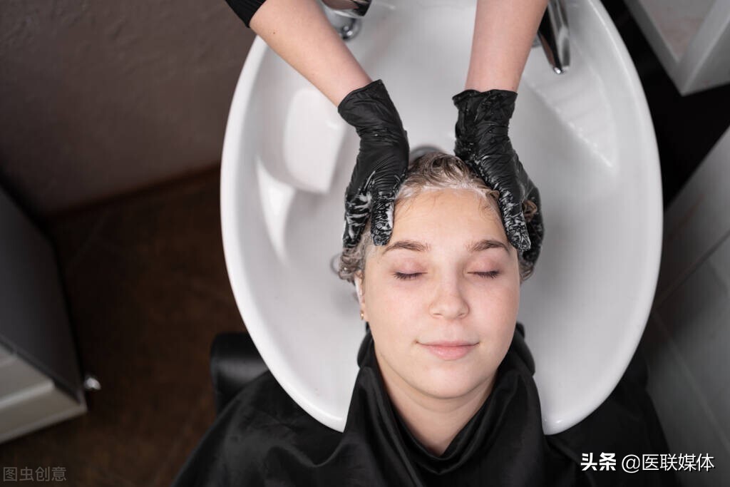 Washing your hair every day, will your hair fall more and more?How many days to wash?tell you