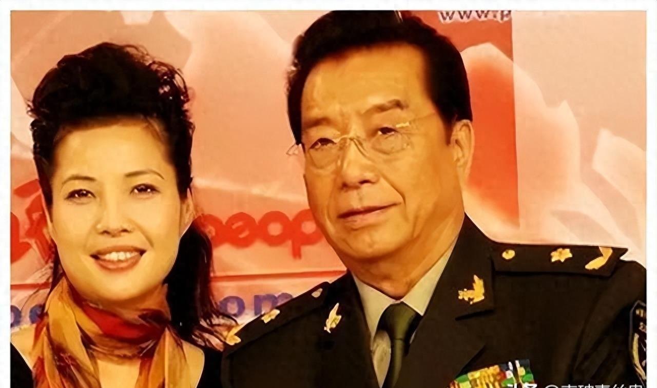 Li Shuangjiang is rumored to have a son in Europe and breaks up with ...