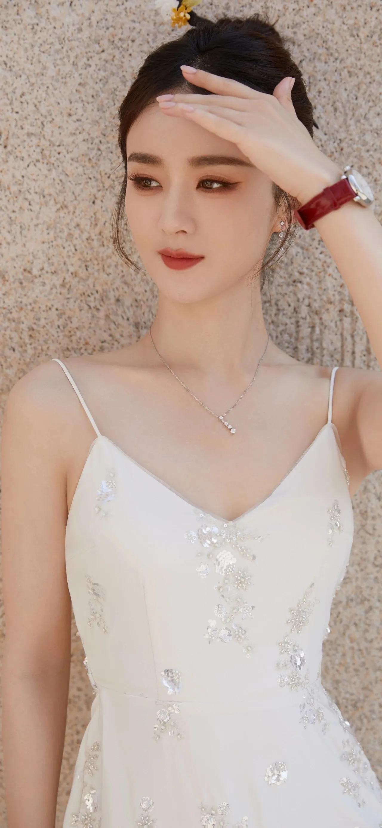 Have You Seen Such A Sexy Zhao Liying Imedia