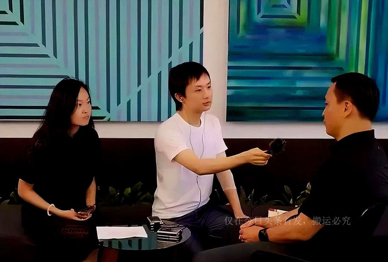 Hui Li Controller Li Hui, the actual controller of Ruixing Coffee: his father is the ...