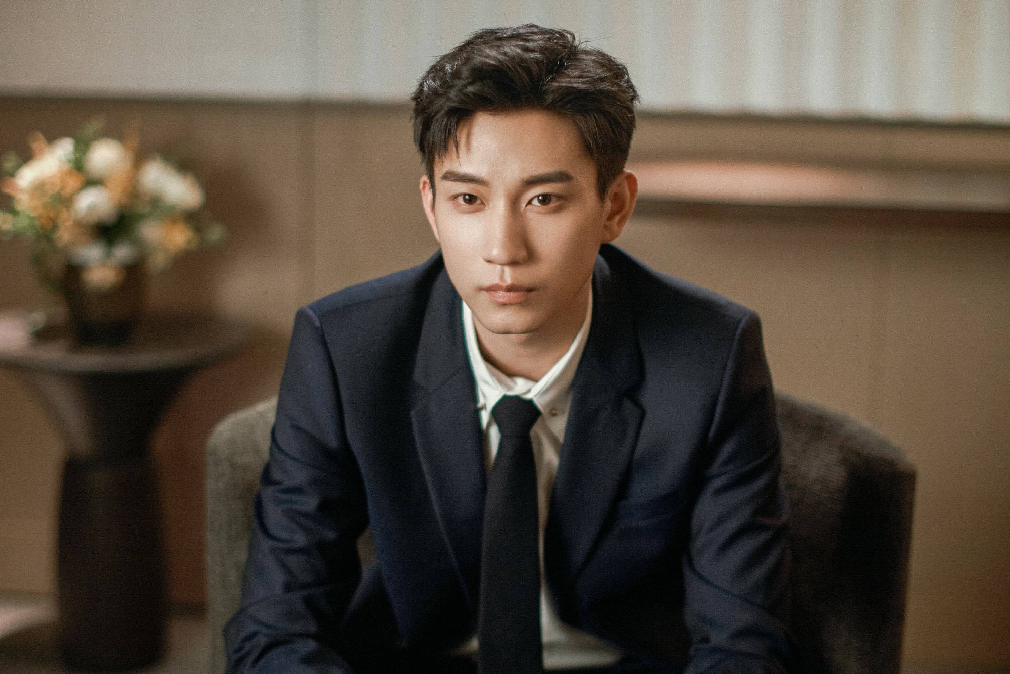 "The Love You Give Me" Wang Ziqi's popularity soars, 95 Xiaosheng adds ...
