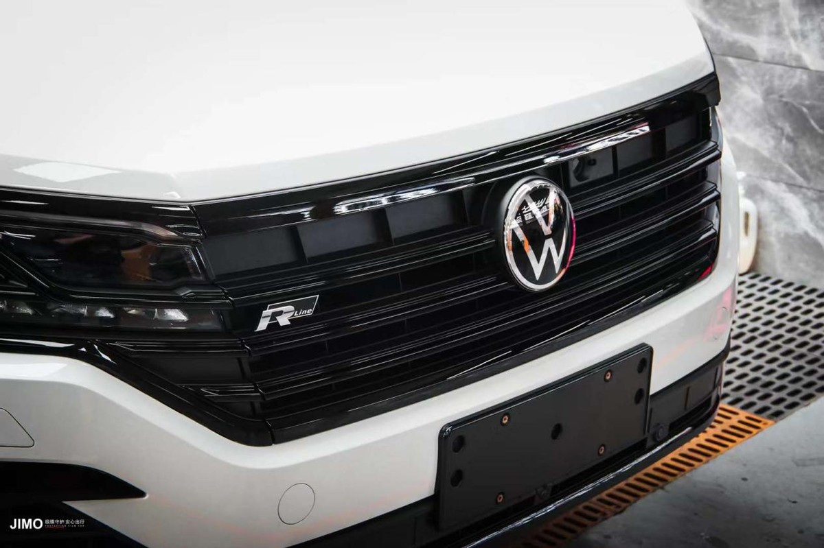 Will the car cover damage the paint? iNEWS