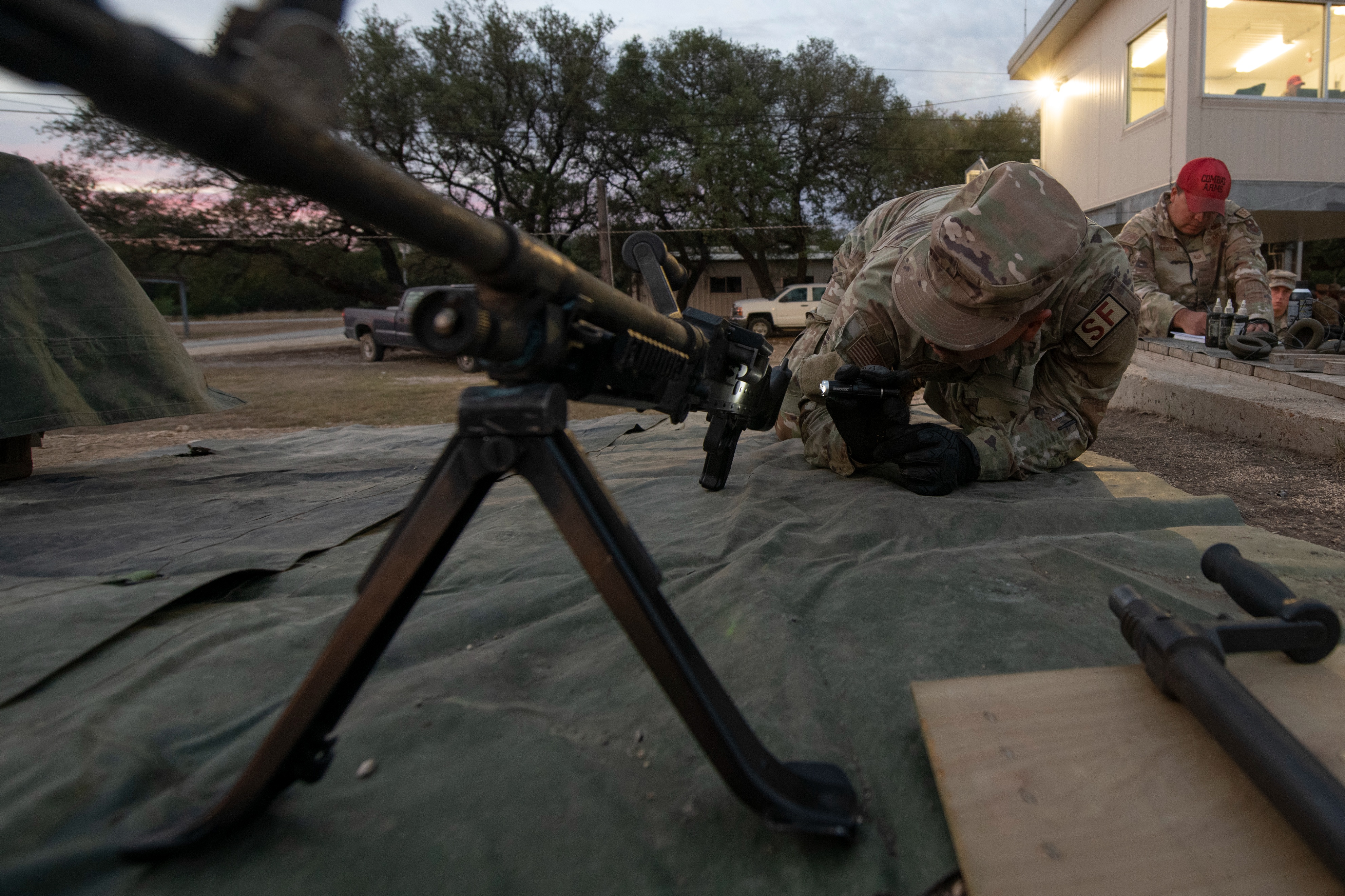 light machine gun training - iNEWS