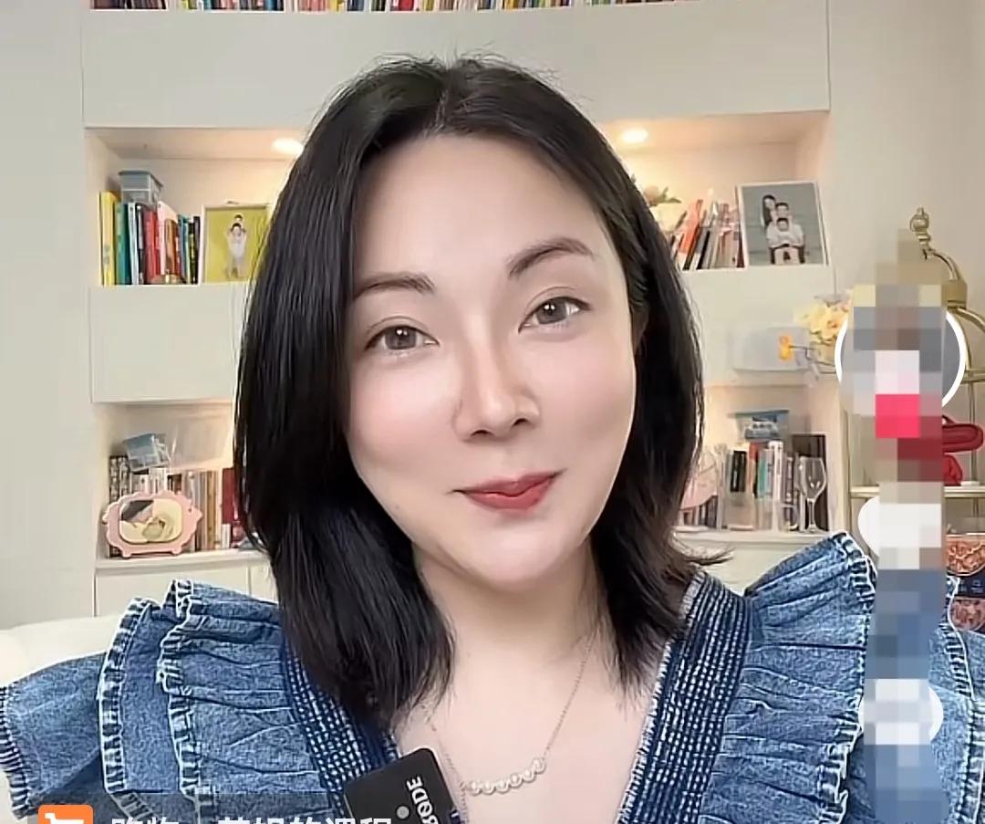 The female celebrity exploded Wang Xiaofei's nude photos and