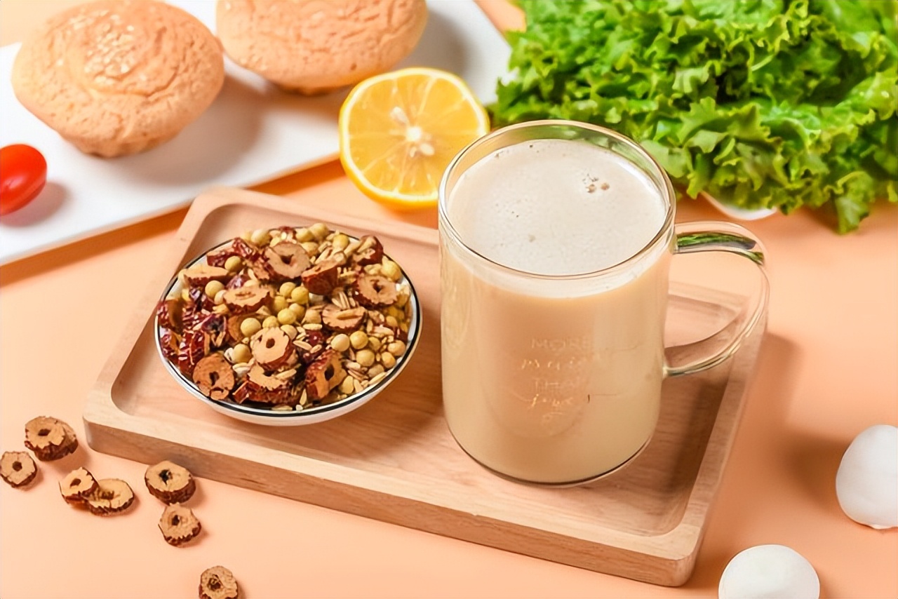 Soy milk vs milk, which is the best drink?(recipe included) iNEWS