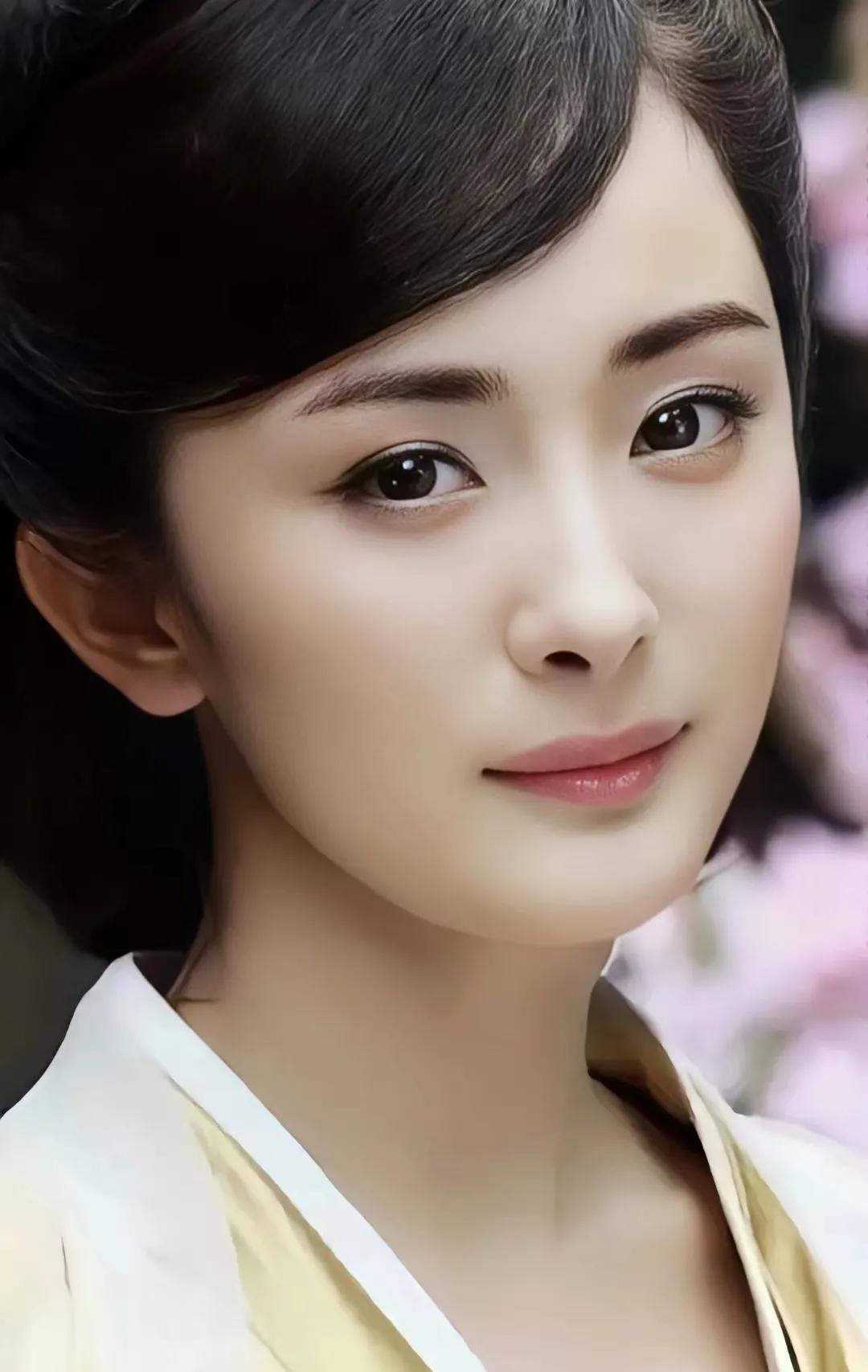 Yang Mi with stars in his eyes - iMedia