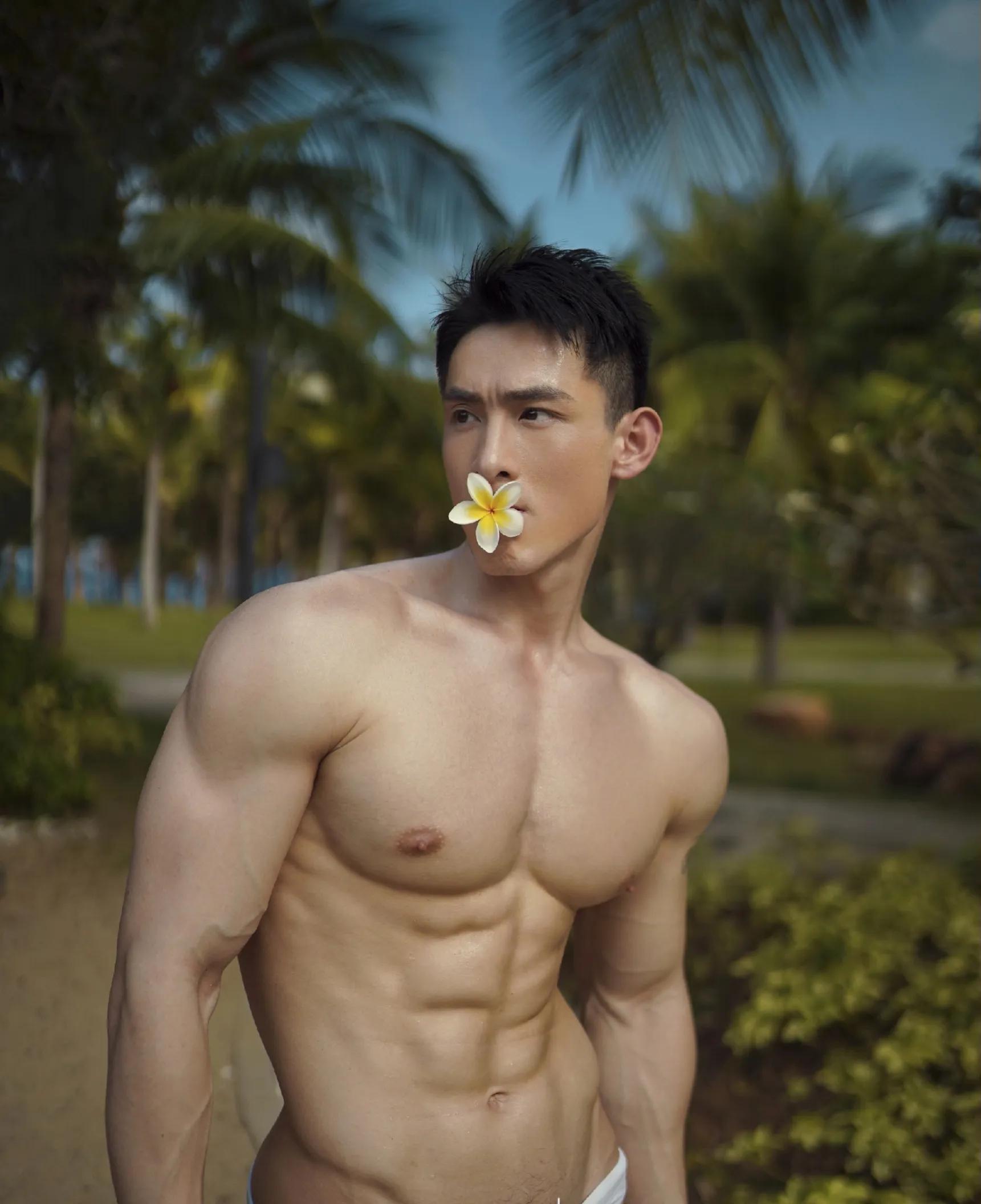 In the hot summer, Guo Qiubo cannot do without fitness - iNEWS