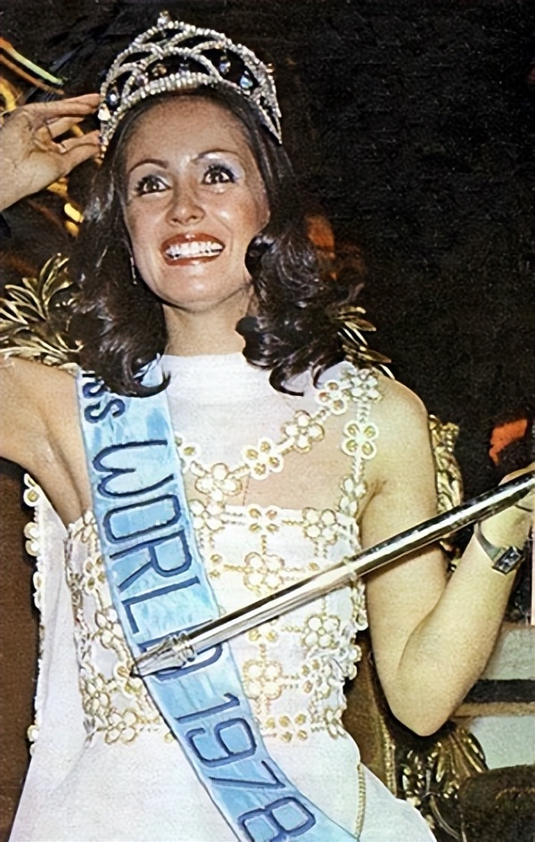 female-argentina-silvana-rosa-su-rez-imedia