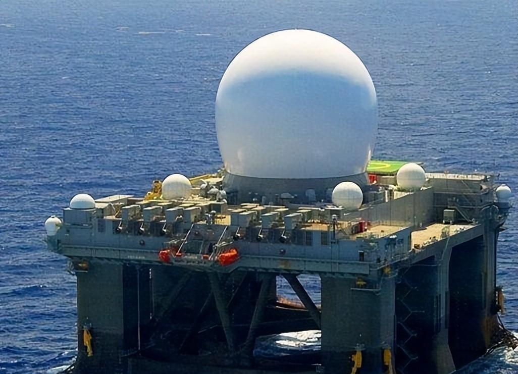 Comparison of Chinese, American and Russian radars The American early