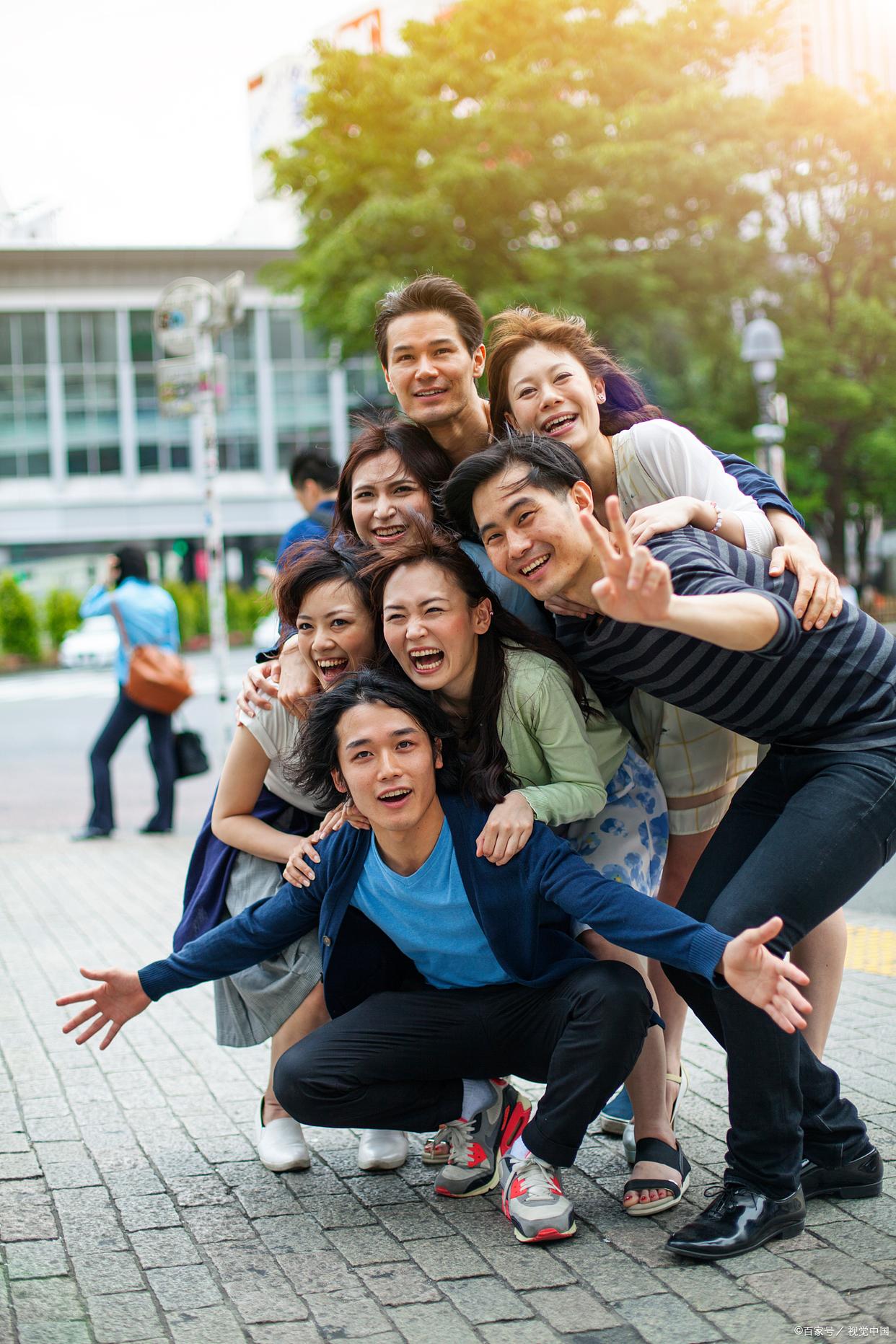 How to take a group photo to highlight everyone's beauty? Photographer ...
