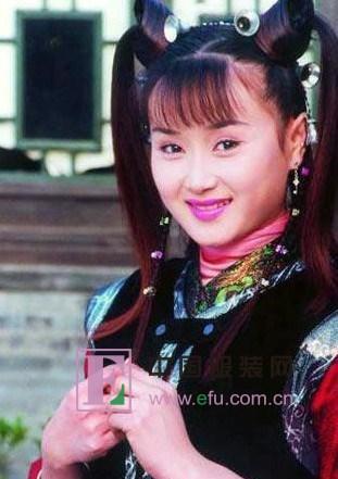"Informal Talks" Tang Xiaoqiang was buried alive in the ruins, his past ...