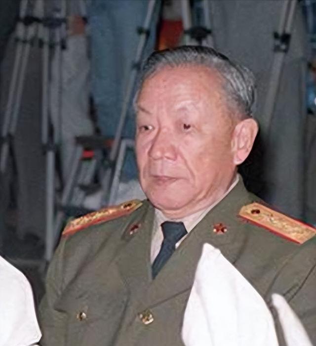 In 1999, Chi Haotian Suddenly Said To A Major General: You Are Very 