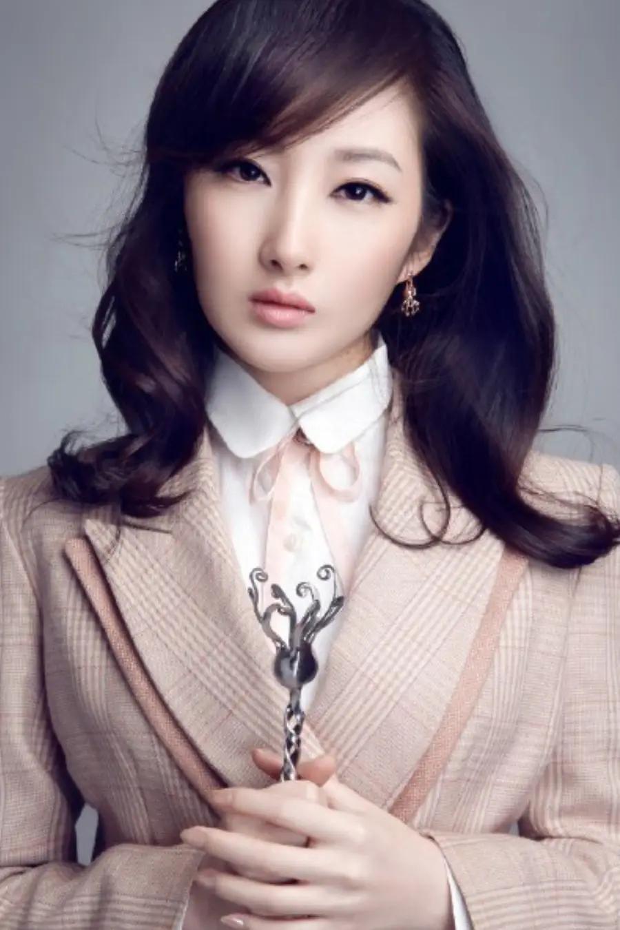 Mingyang Entertainment—Beauty Star—Cheng Yuanyuan - iMedia