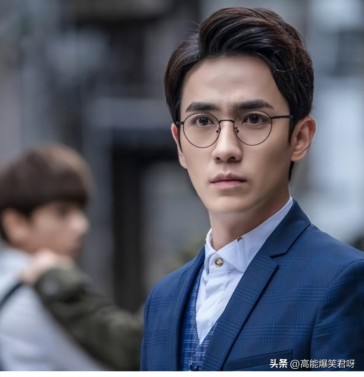 Zhu Yilong is flattering? - iNEWS