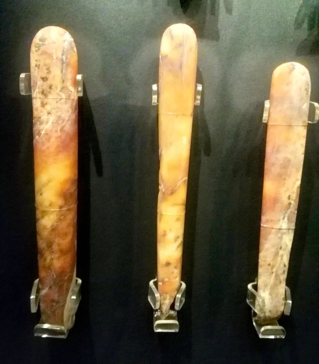 One Cultural Relic a Day Jinsha Ancient Shu Jade Chisel iNEWS