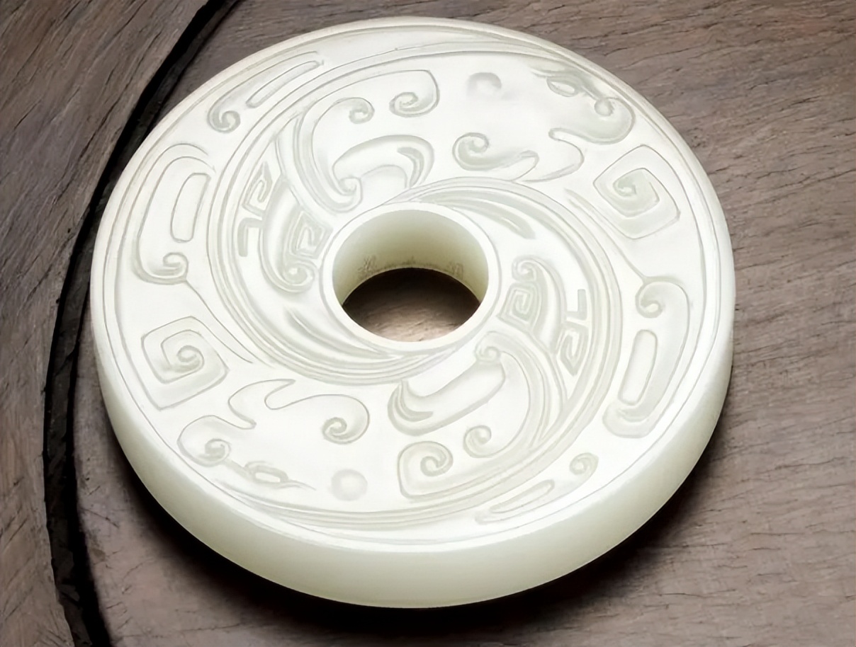 Where is Chuan Guo Yuxi now? Why can the ring-shaped Heshibi be carved ...