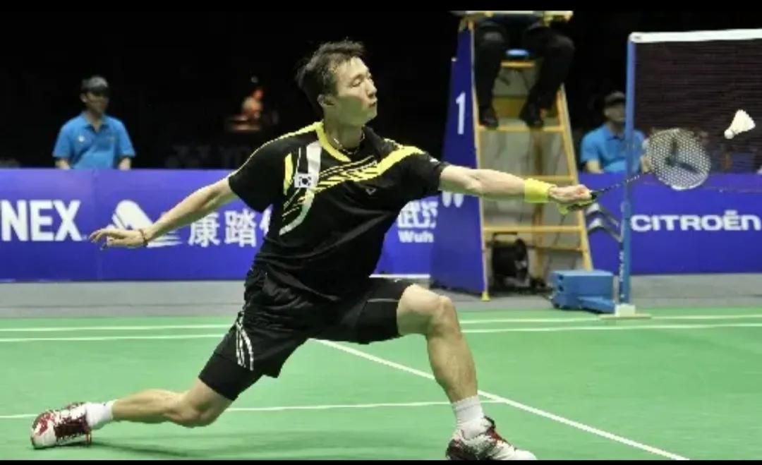 The importance of badminton "step" and how to practice iNEWS