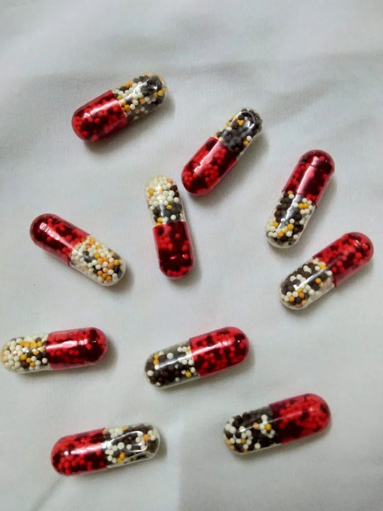 Why are capsule pills designed in two colors? - iNEWS
