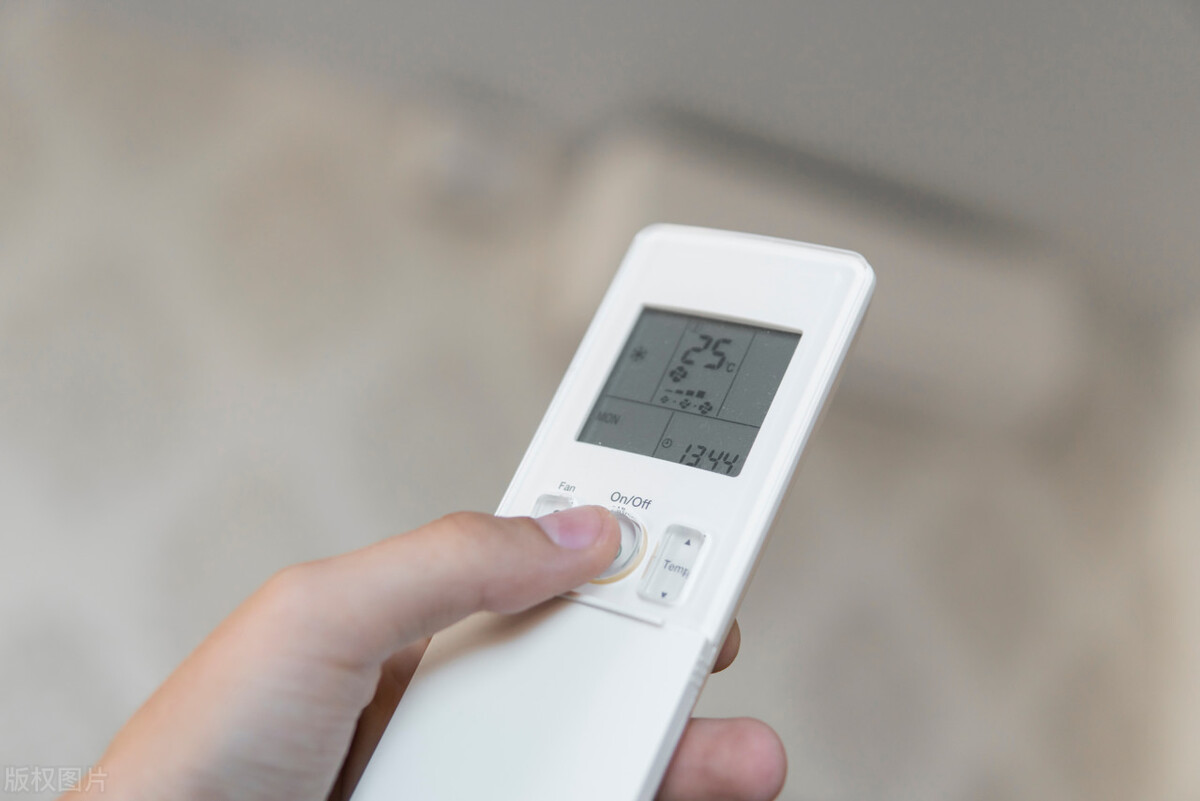 What is the reason why the air conditioner automatically shuts off