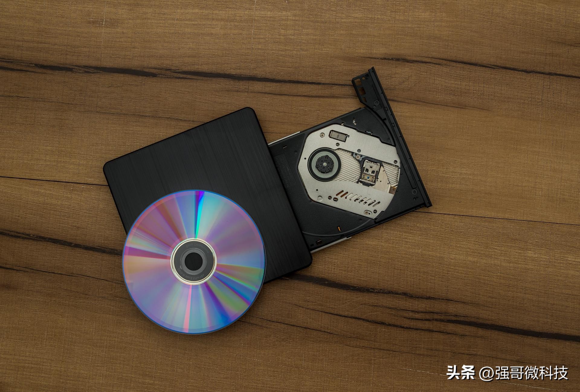 Removable storage device floppy disk, have you used it?Japan will ...