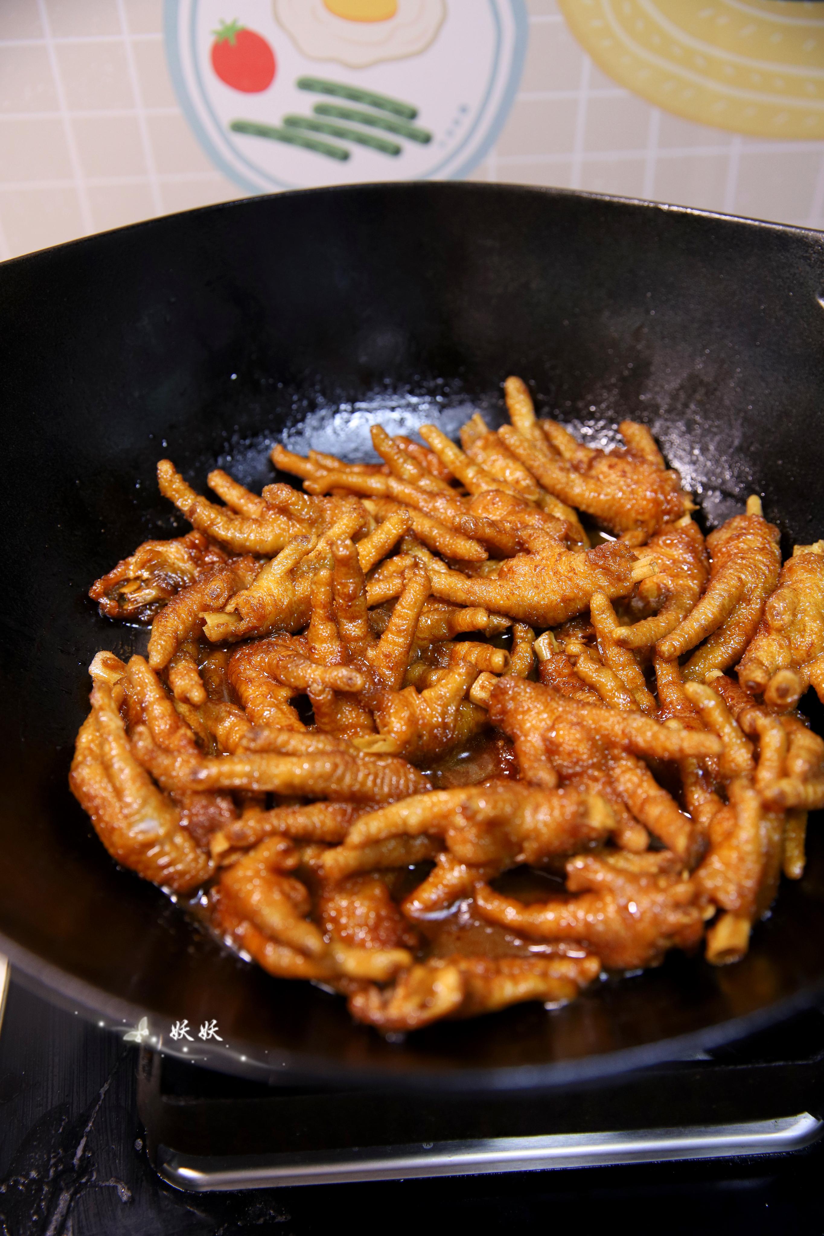 Tiger skin and chicken feet are made in this way, crispy and boneless ...