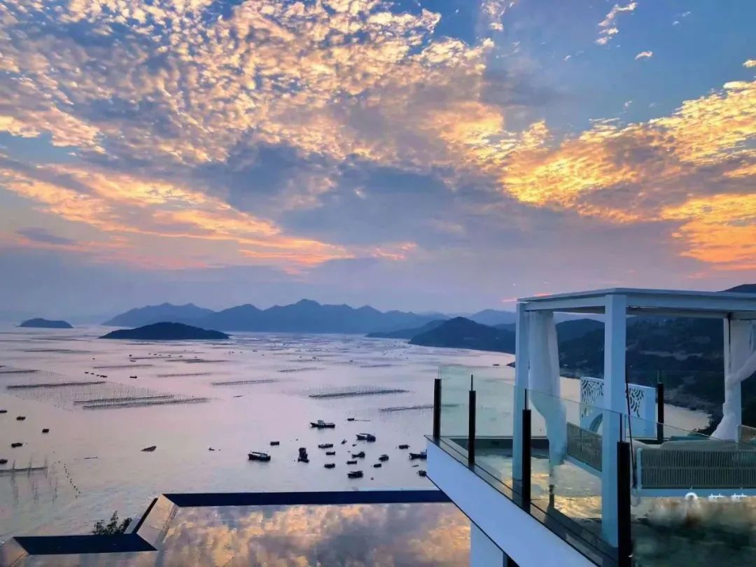 This double-C-level homestay with beautiful scenery introduces the most ...