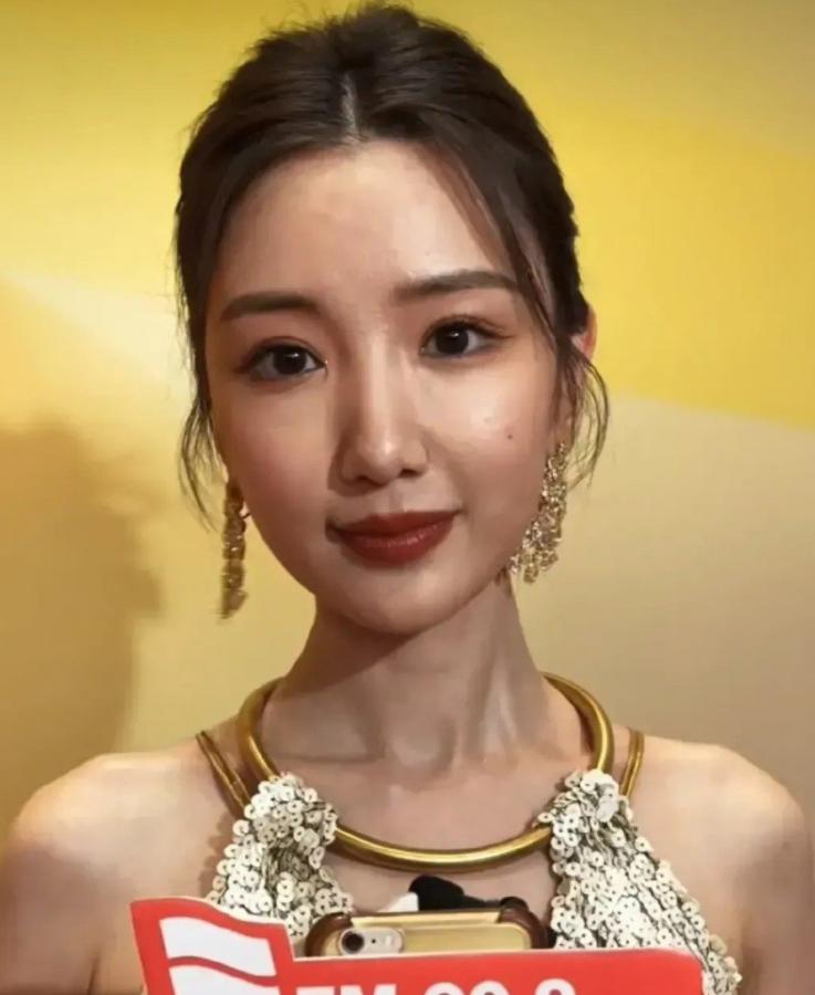 Behind the scenes of the Golden Rooster Awards: 8 actresses' real ...