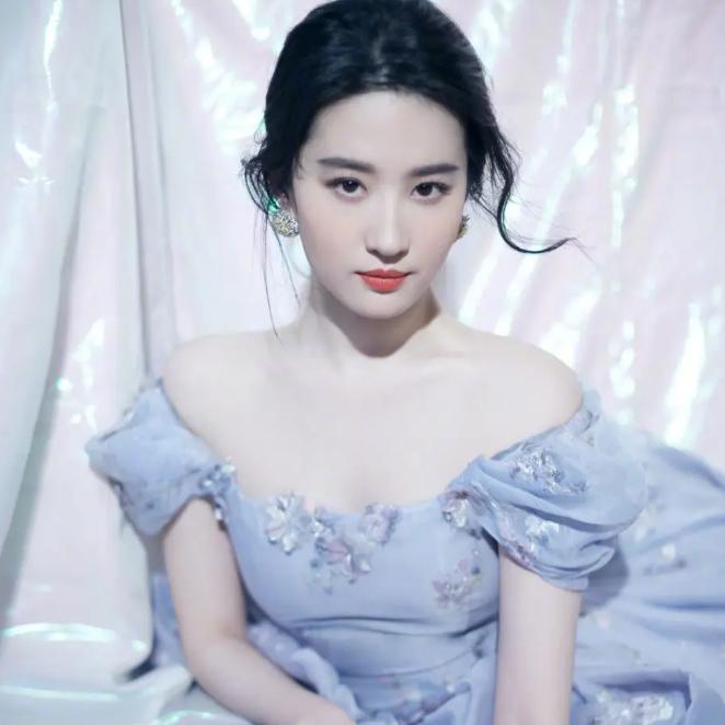 Netizens publicly criticized Liu Yifei for leaking pictures of her ...