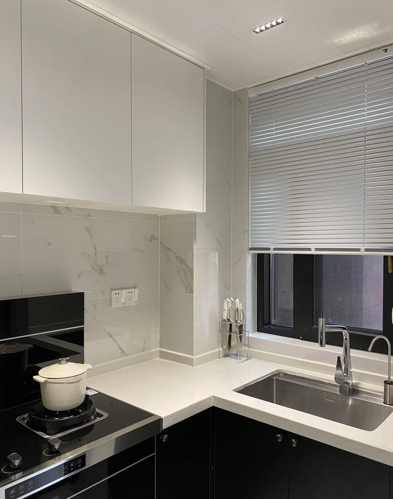 This is "the cheapest renovation" I've ever seen!Even more rare