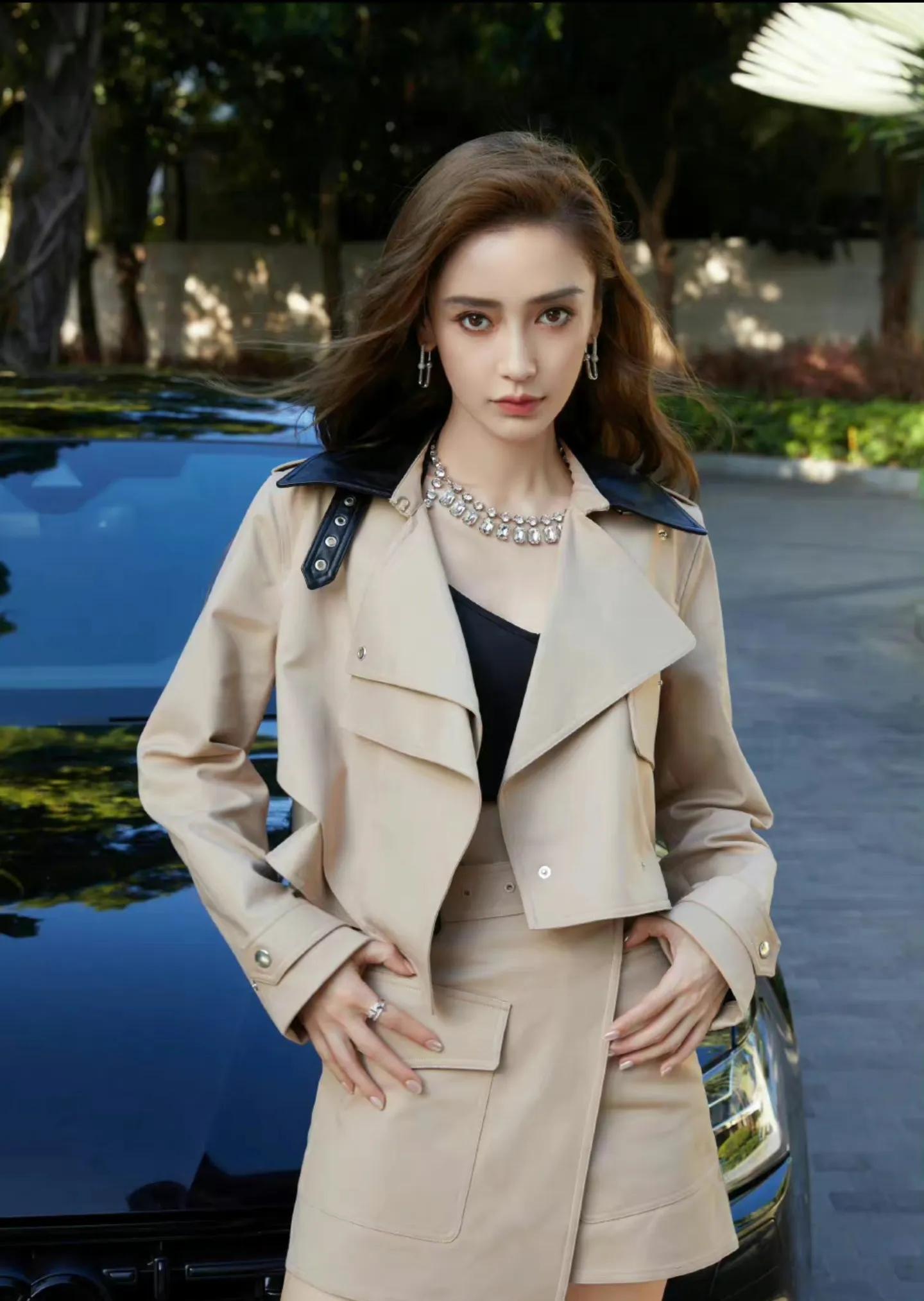 Angelababy car large - iNEWS